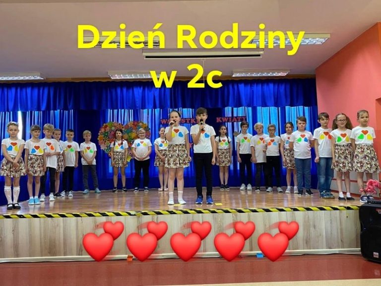 Read more about the article Dzień Rodziny – kl. 2c